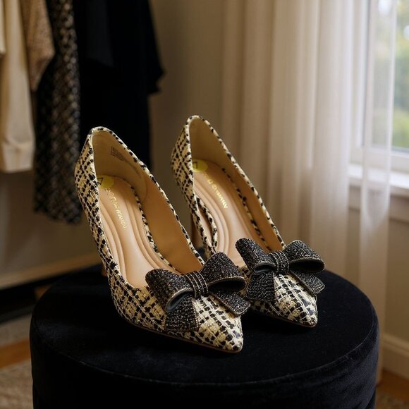 BCB Generation Womens Tweed Heeled Dress Shoes Beaded Bow 7M - Picture 1 of 6